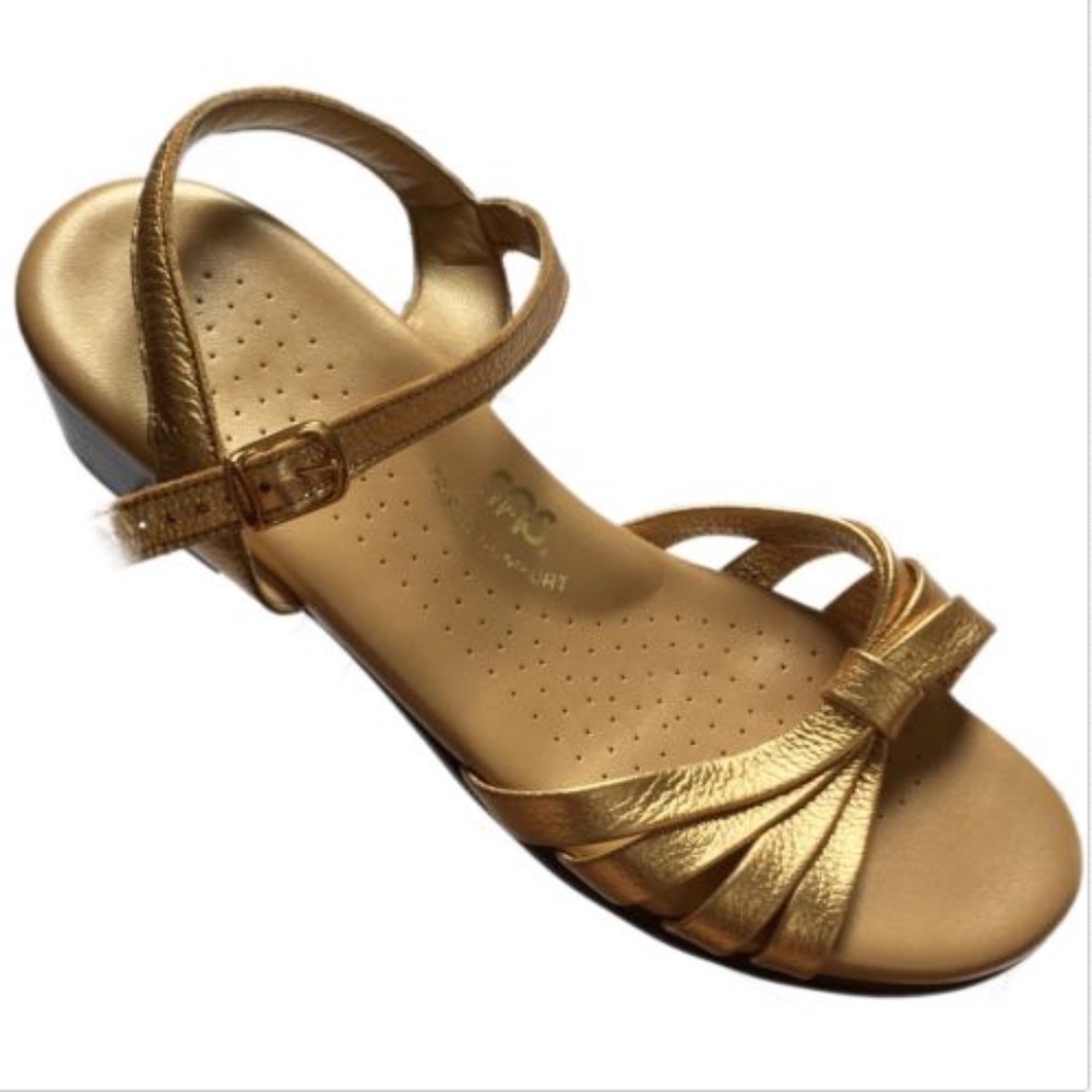 Sas womens Mary Jane Sandals Open Toe Gold 10 Wide